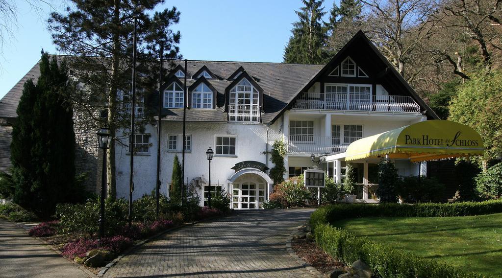 Park Hotel Am Schloss Ettringen  Exterior photo